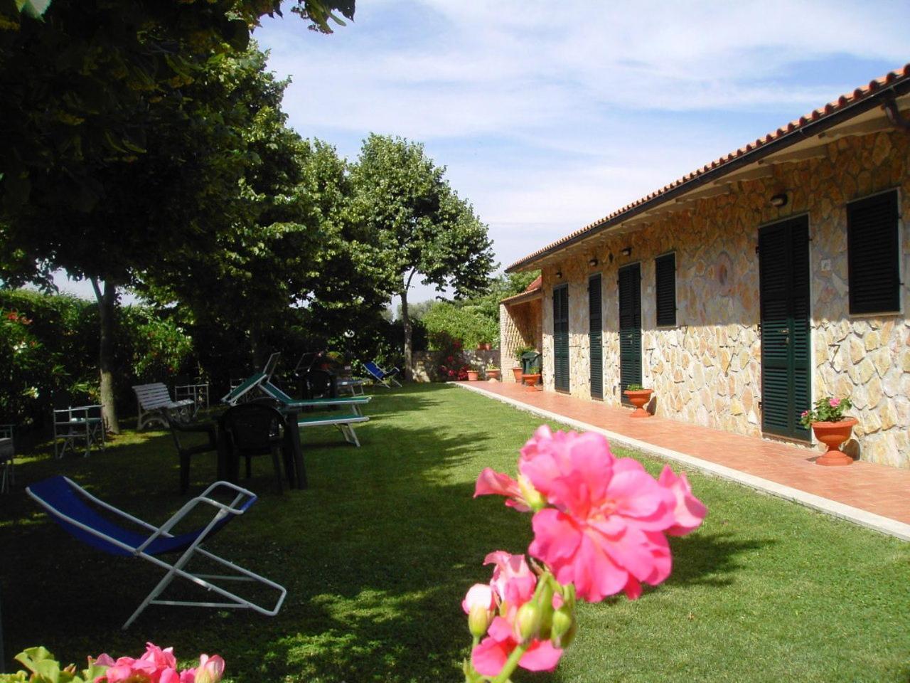 Agriturismo Poggio Del Drago Montemerano Exterior photo